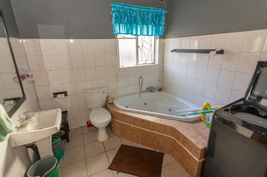 3 Bedroom Property for Sale in Wilgenhof Free State